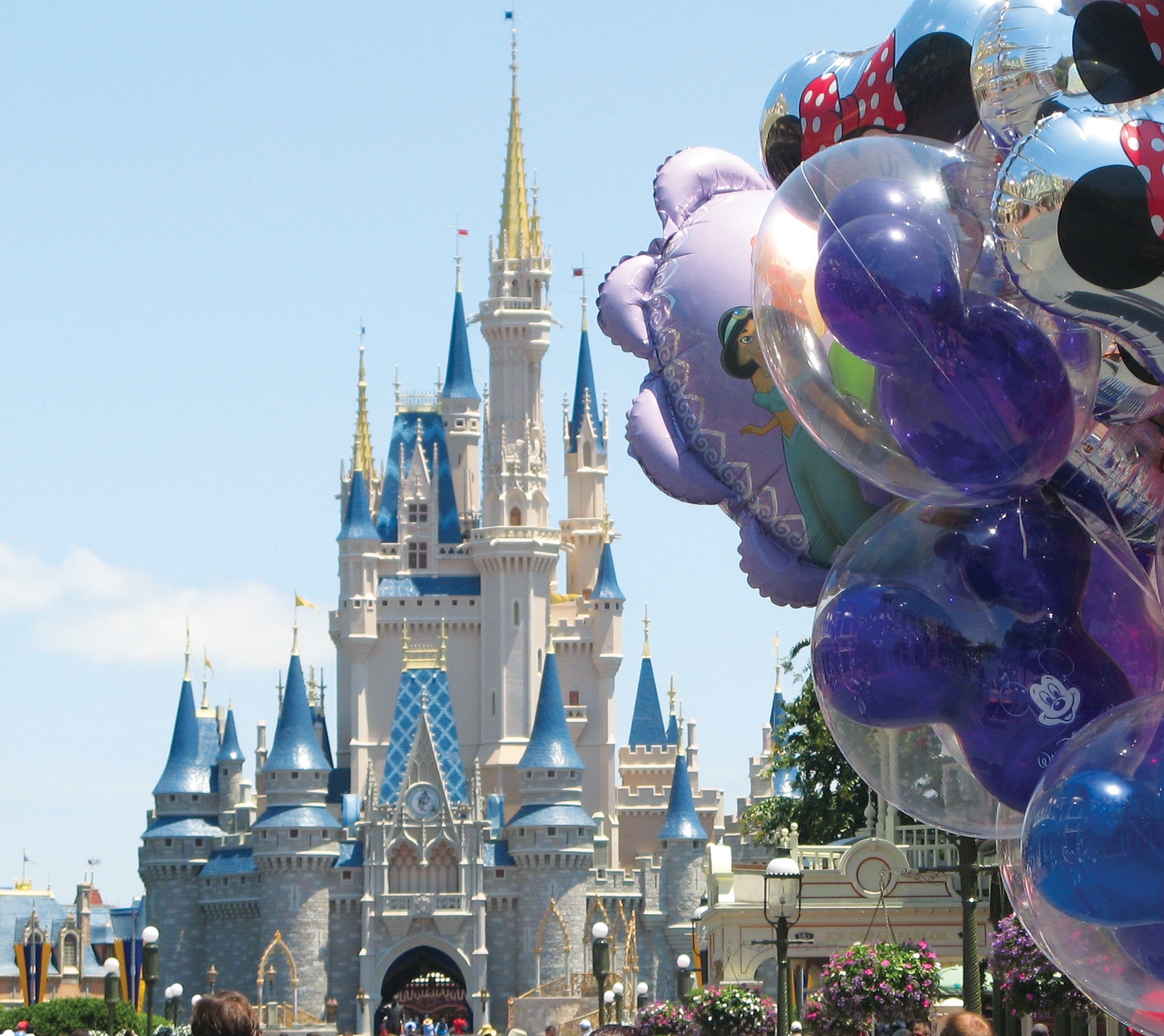 Disney : des visites guidées pour arpenter les coulisses du Royaume