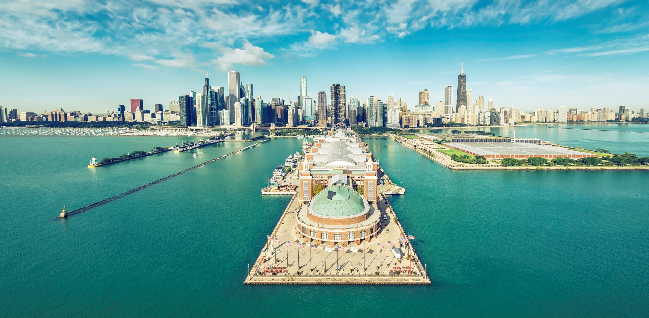 Le Navy Pier à Chicago.  | © iStock / marchello74