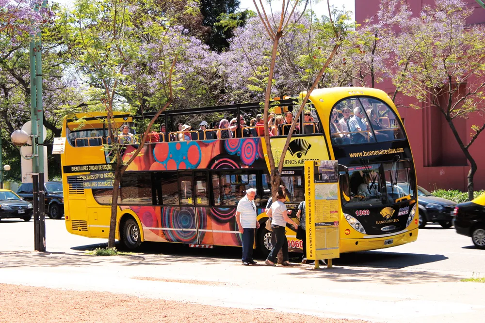 Buenos Aires Bus.  | © Jean Boucher