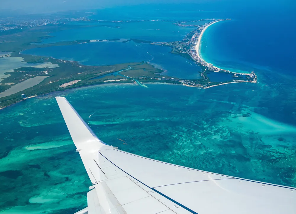 Vue aérienne de Cancún. | © iStockphoto.com/THEPALMER