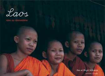 Laos, Vies au Monastère
