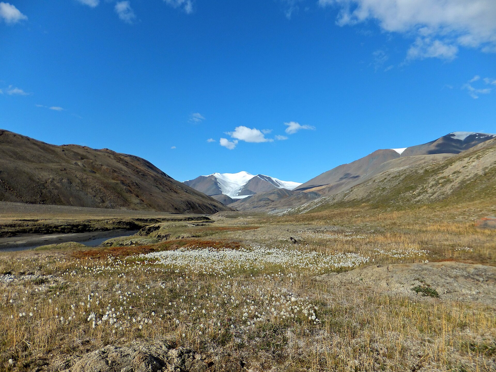  Vallée de la rivière Very. Par Paul Gierszewski — Travail personnel, CC BY-SA 3.0,