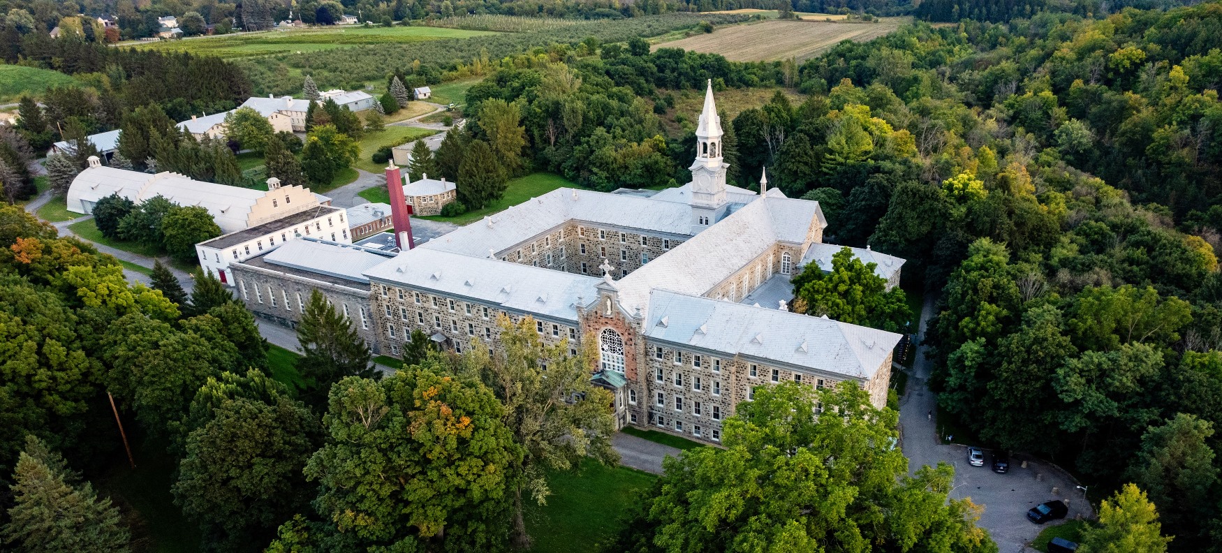 L’Abbaye d’Oka. Photo  © Patricia Brochu - Abbaye d'Oka