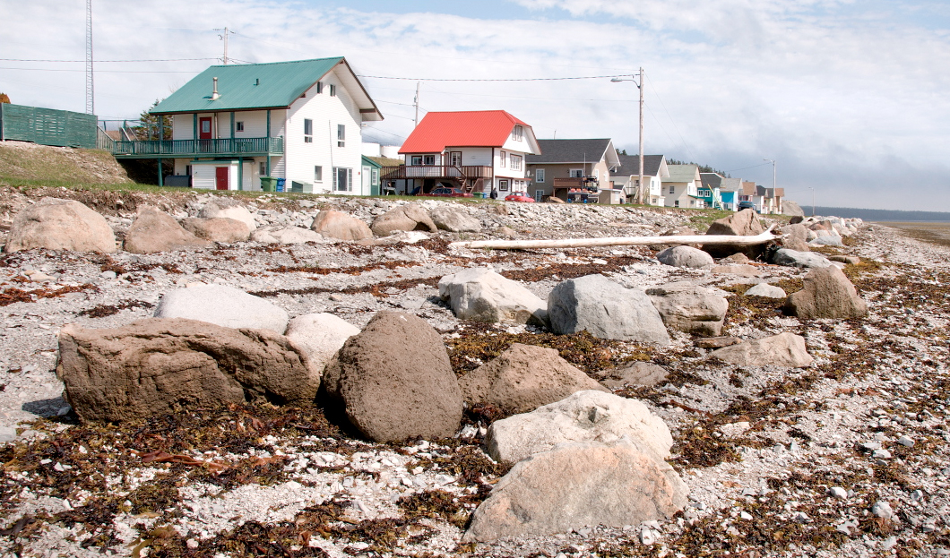Port-Menier, île d'Anticosti. Par Claude Robillard — CC BY 2.0, 