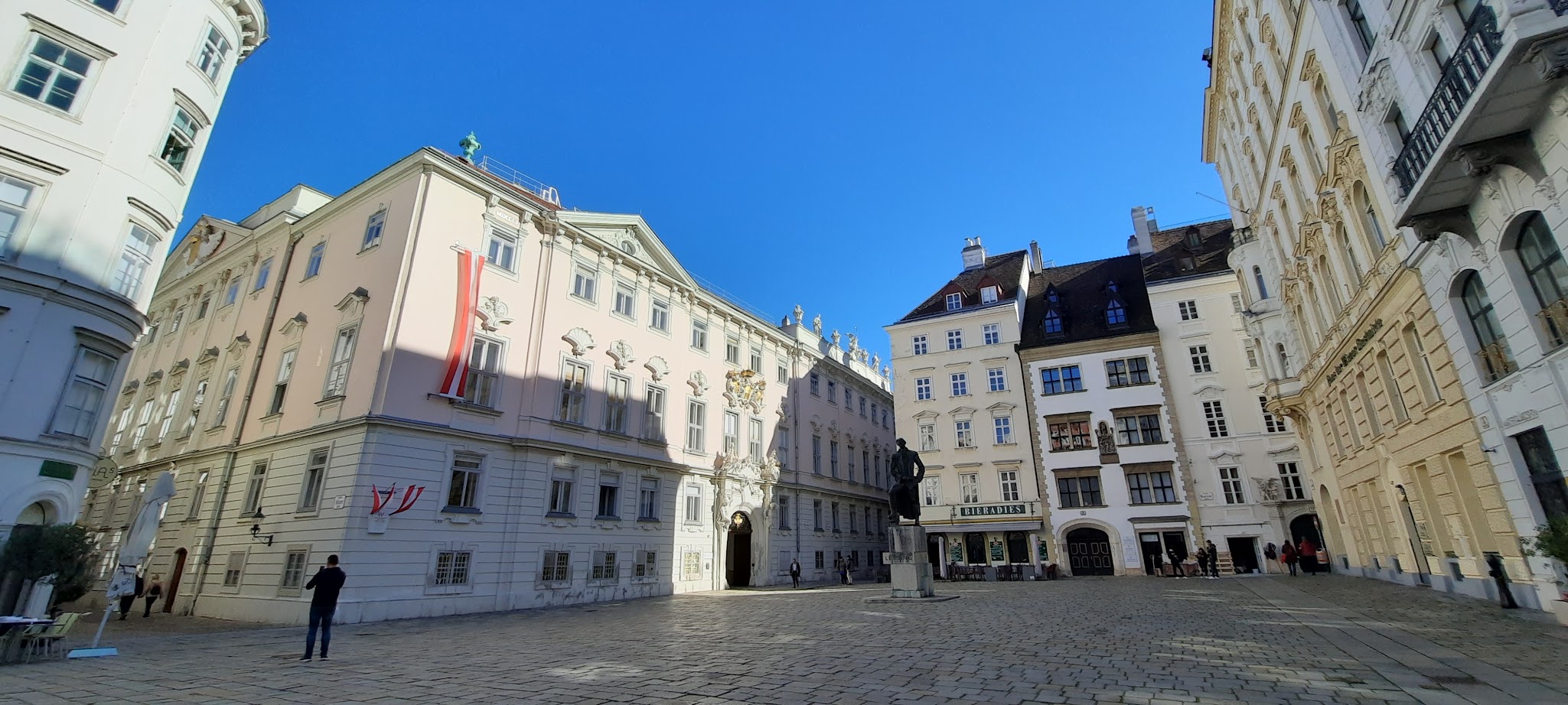 La Judenplatz à Vienne . Photo © Daniel Desjardins
