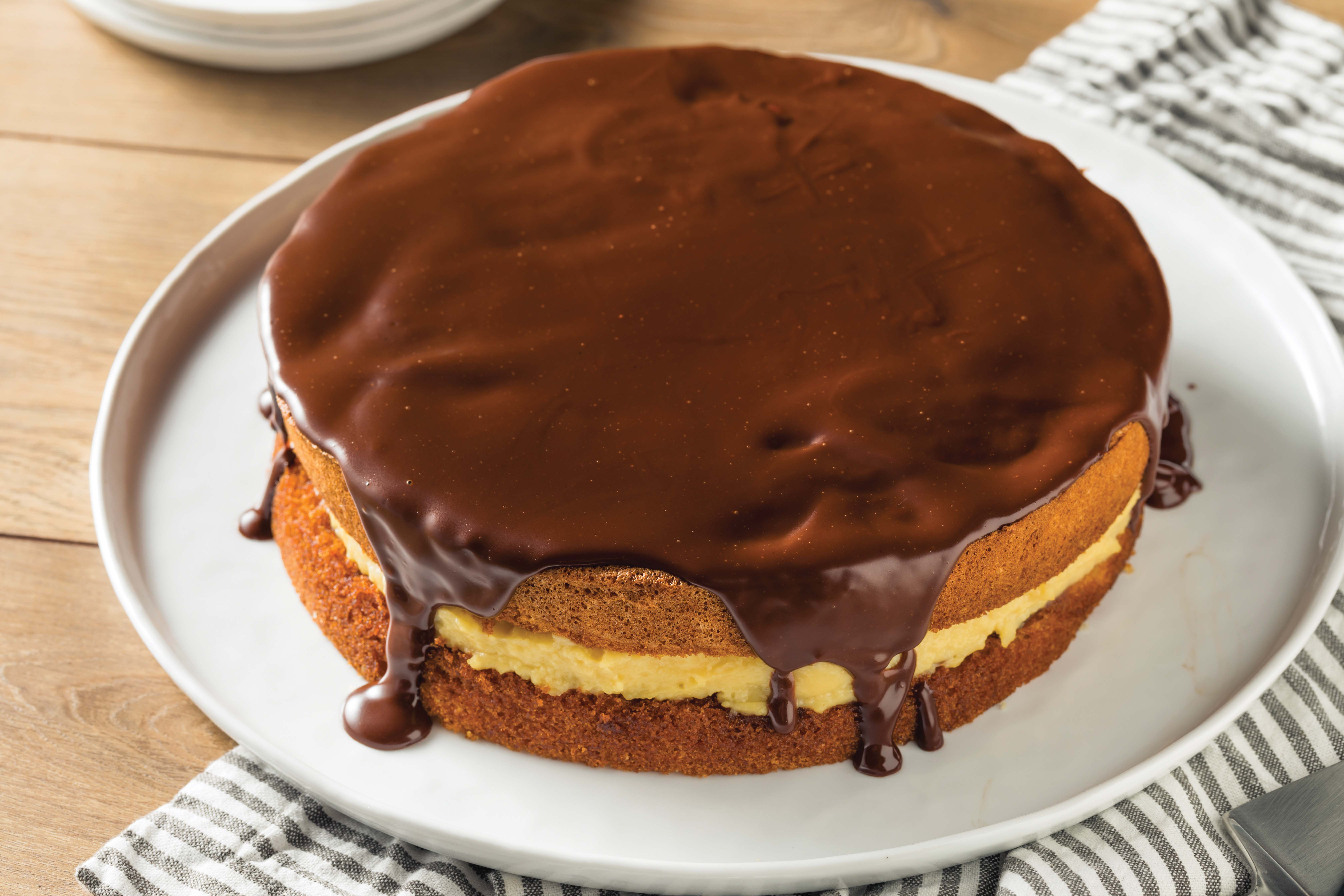 Boston cream pie
©iStockphoto / bhofack2