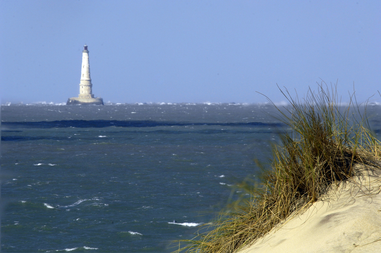 Le phare decordouan en Gironde, Sud-Ouest de la France.  © iStock / Gerard de Angelis Roger