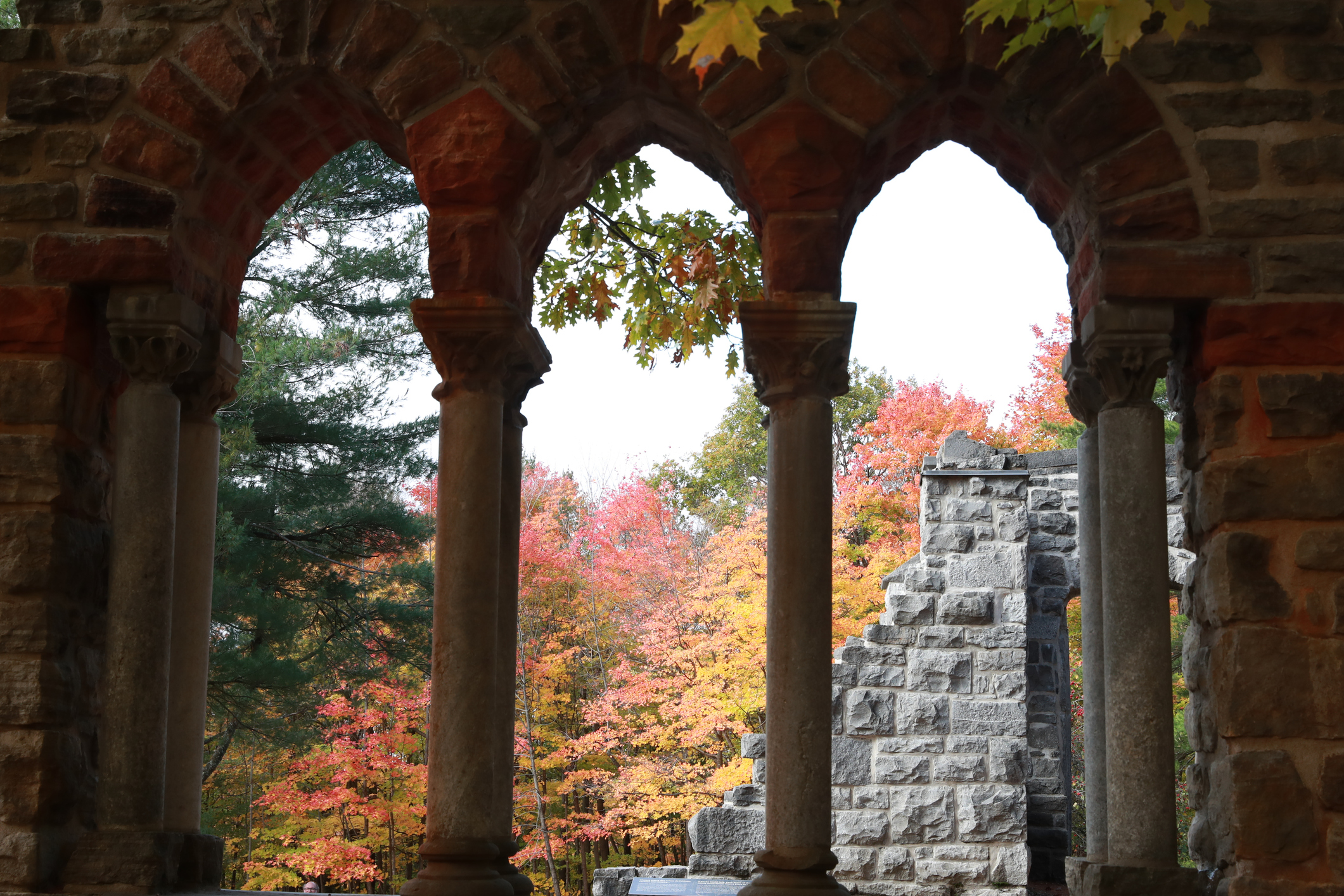 Parc de la Gatineau et domaine Mackenzie-King à l’automne.© iStock / Jia Fei