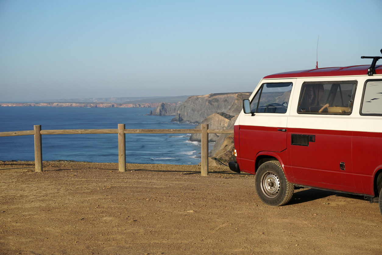 Camping-car en Algarve  © iStock / M. Kaercher