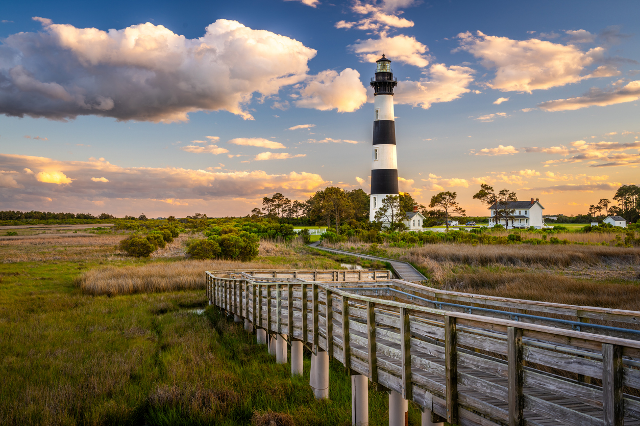 Le phare de Bodie Island dans les Outer Banks de Caroline du Nord, États-Unis © iStock / Sean Pavone