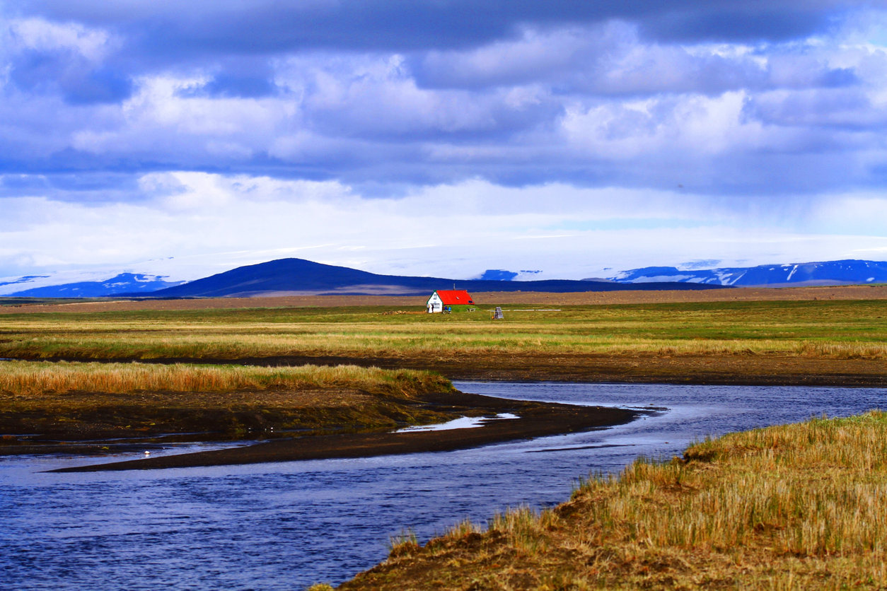 Les bords du lac Hvitarvatn,  route F35 de Hautes Terres, Islande.  © iStock / Jindřich Blecha
