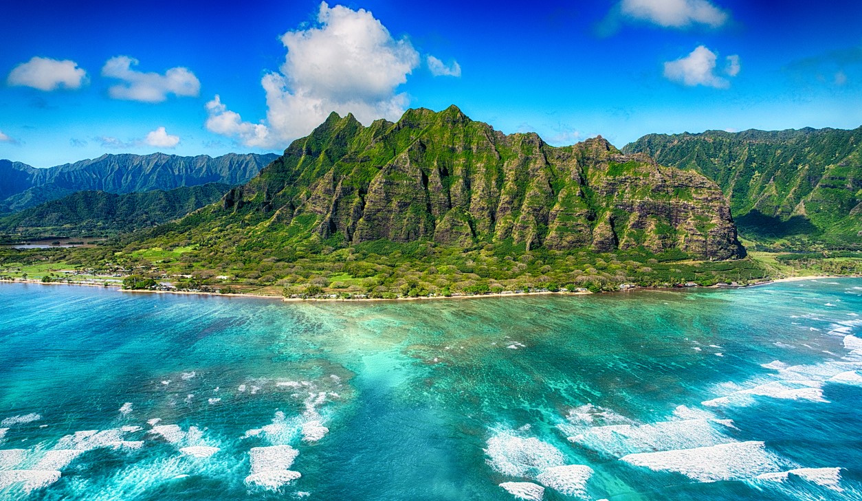 Vue aérienne de l'île d’Oahu à Hawaii © iStock / Art Wager