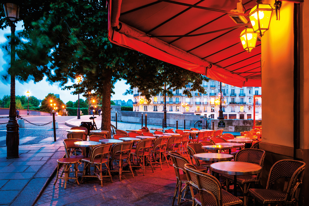Cinq bons cavistes-bistros parisiens
