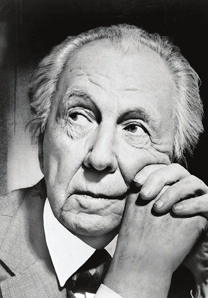 Frank_Lloyd_Wright_portrait.tif