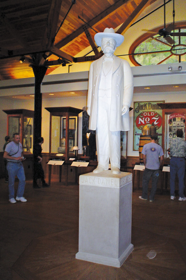 Jack_Daniel_Distillery_Lynchburg_TN_002.tif