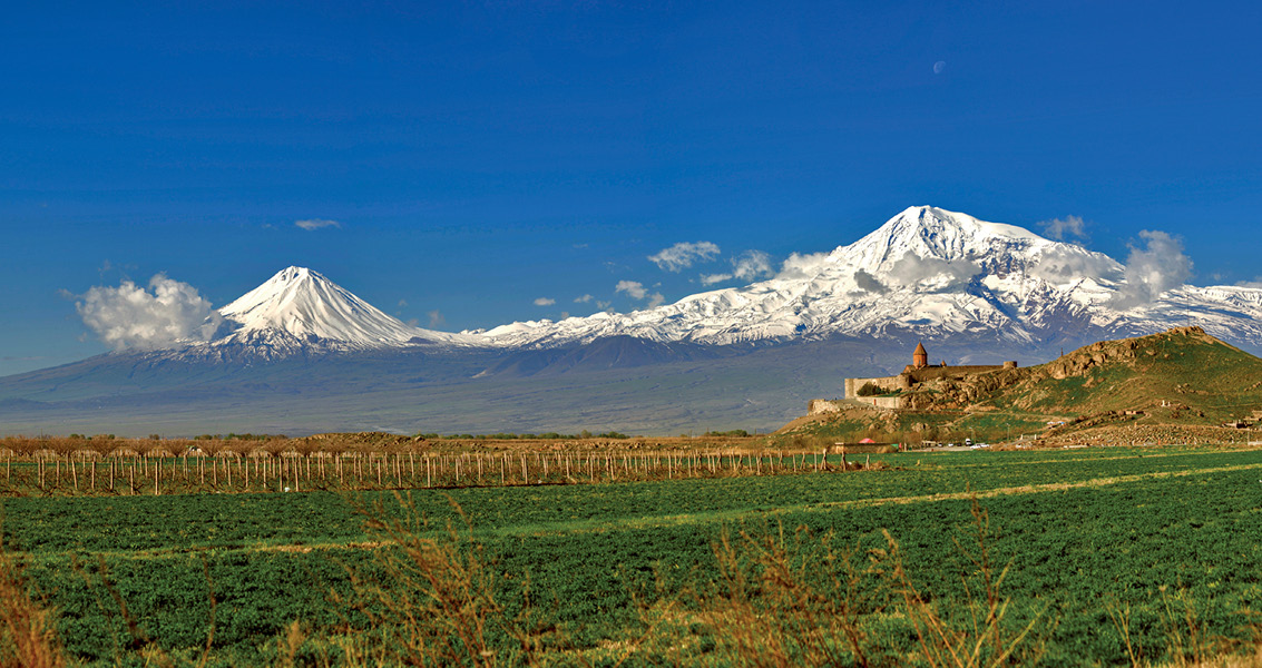 Turquie- Mont Ararat: Un chercheur américain retrace l'impact de l'Arche de  Noê