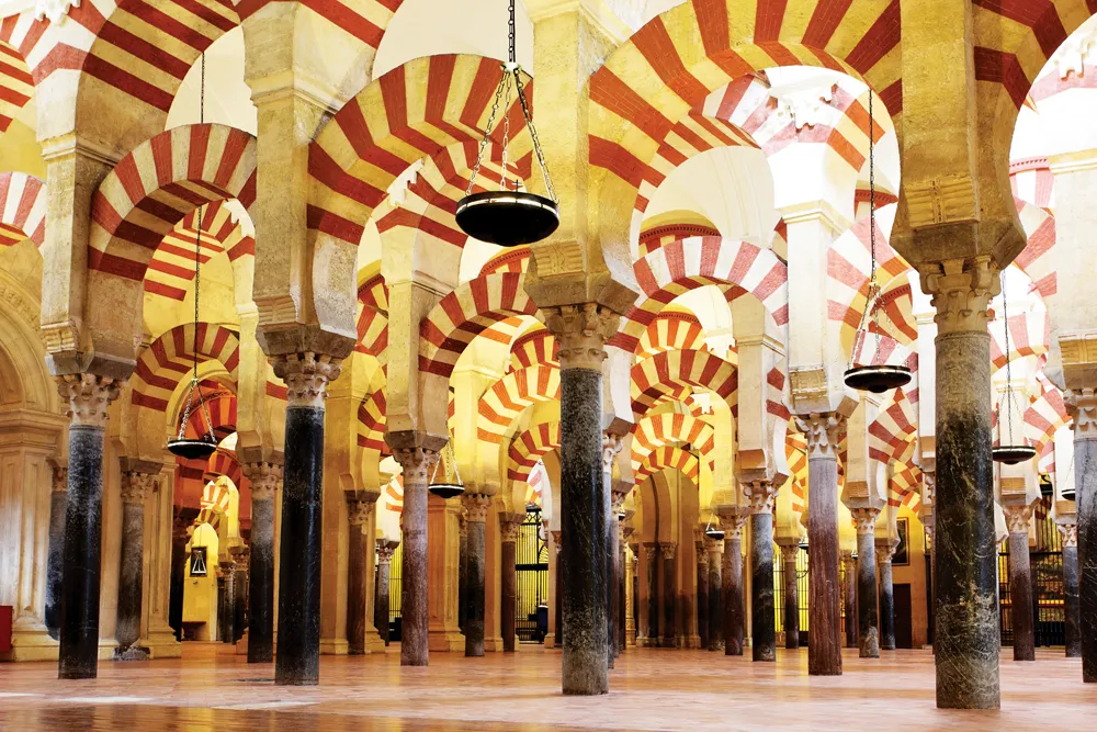 Forêt d’arcades, Mezquita-Catedral de Córdoba. 
©iStockphoto.com/zoom-zoom 