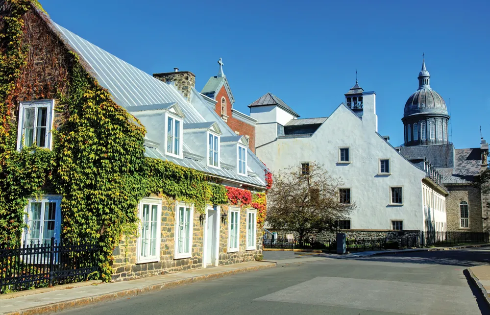 Le vieux Trois-Rivières.  
©iStockphoto.com/DenisTangneyJr  
