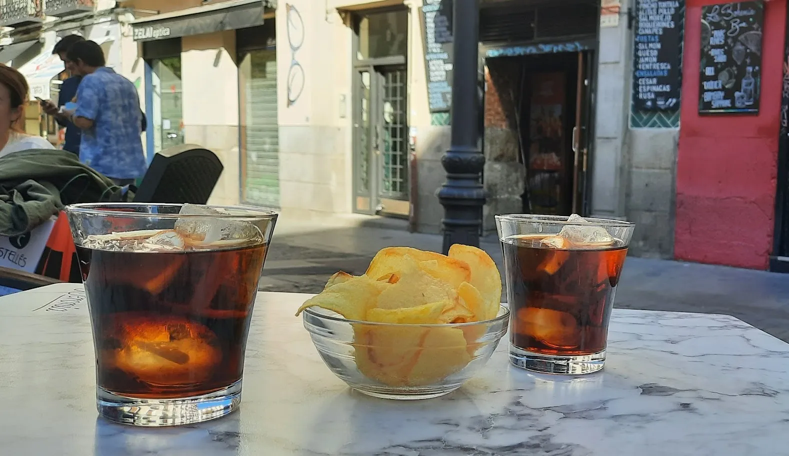Vermut sur la plaza de Chueca à Madrid. Photo © Daniel Desjardins