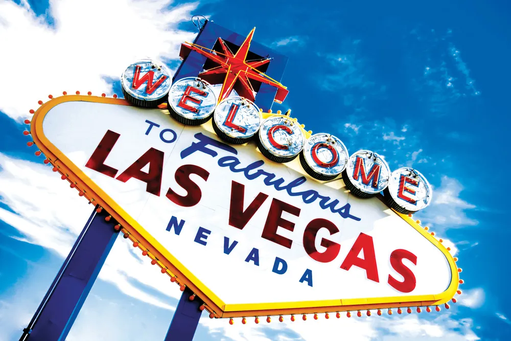 © Dreamstime.com/Bryan Busovicki