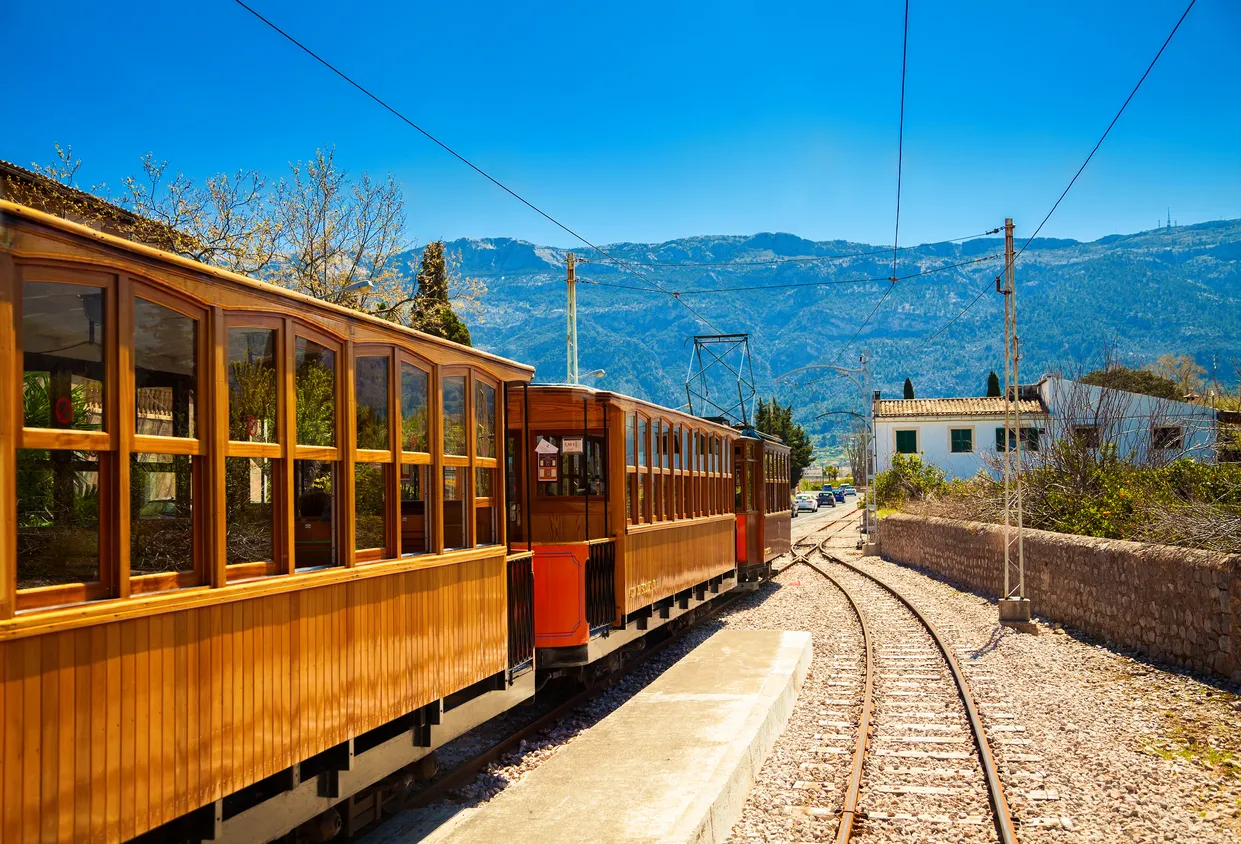 Le train historique de Soller -© iStock-1011236696 - Anita_Bonita