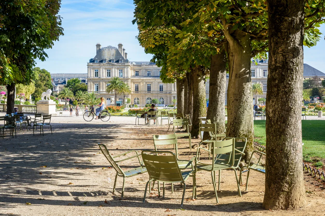 Le jardin du Luxembourg © iStock / olrat