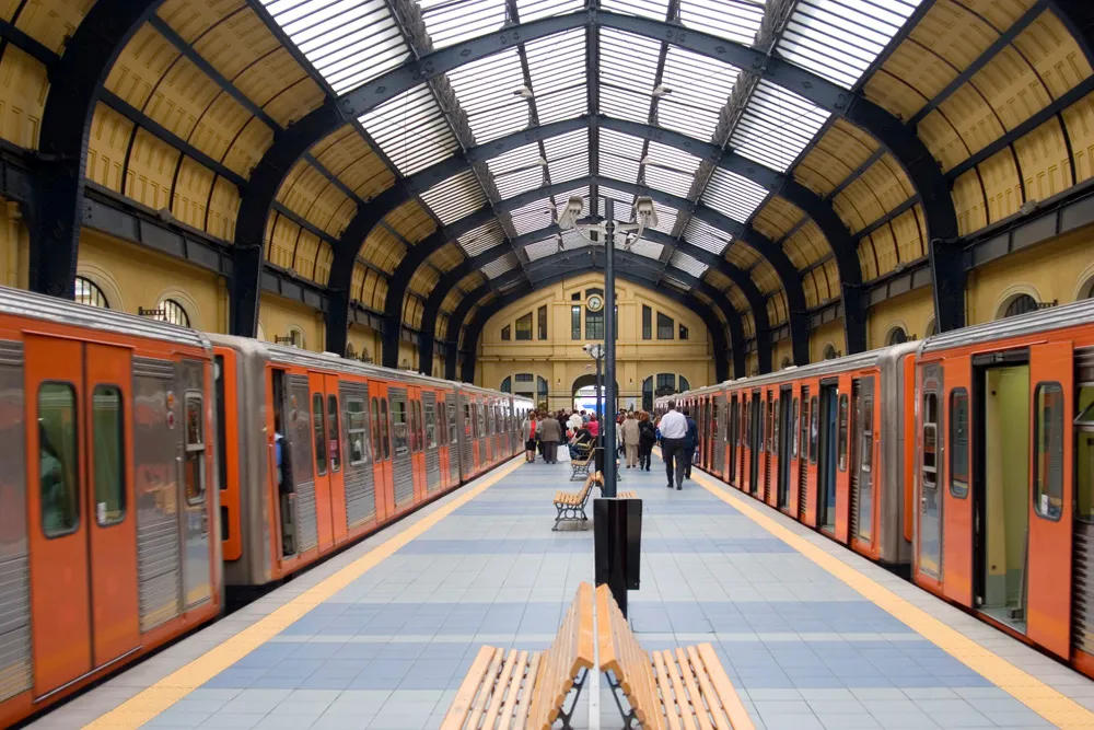 Station du Pirée, métro d’Athènes, Grèce | © onfilm