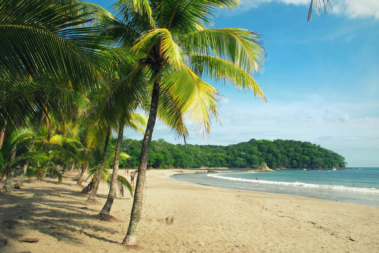 Playa Carillo, près de Samara, Guanacaste, Costa Rica  © iStock / TG23