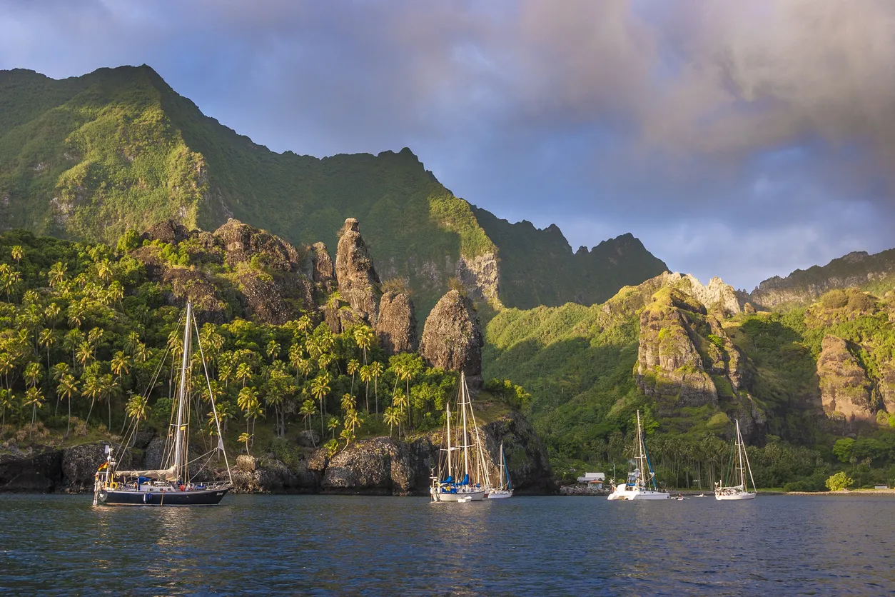 Majestueuses Îles Marquises (Polynésie française) - Photo © iStock-Uwe Moser