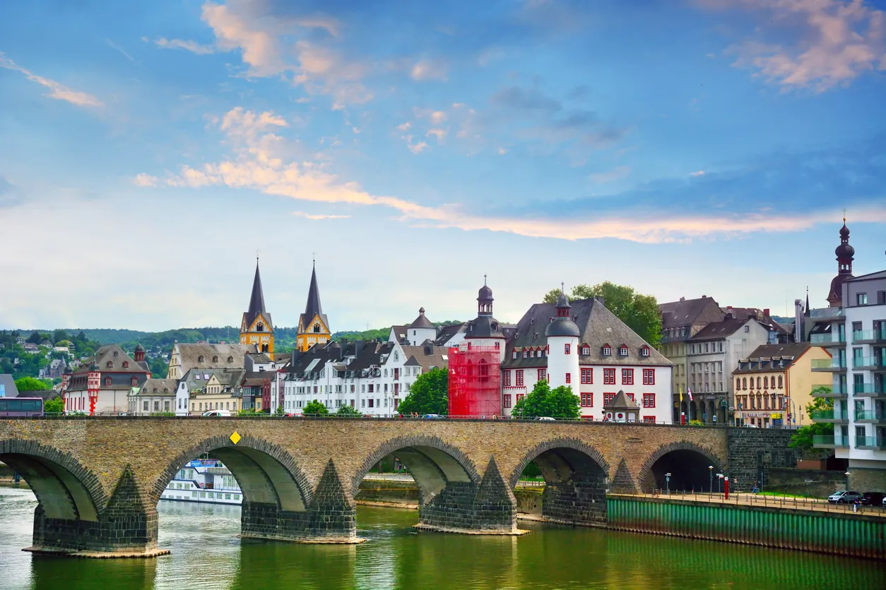  Le Rhin à Coblence, Allemagne © alxpin / iStock