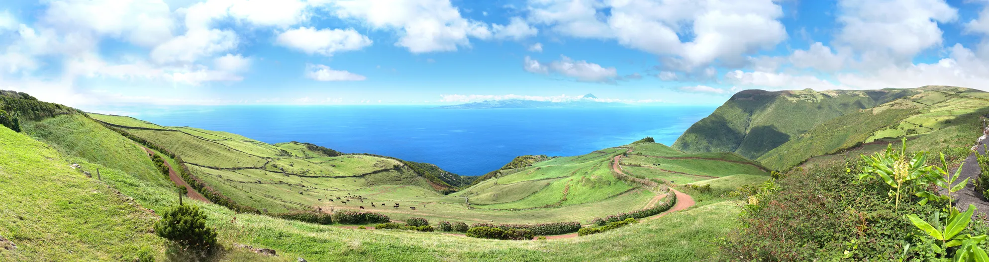 La campagne de l'île de São Jorge aux Açores © iStock / Rich Higgins