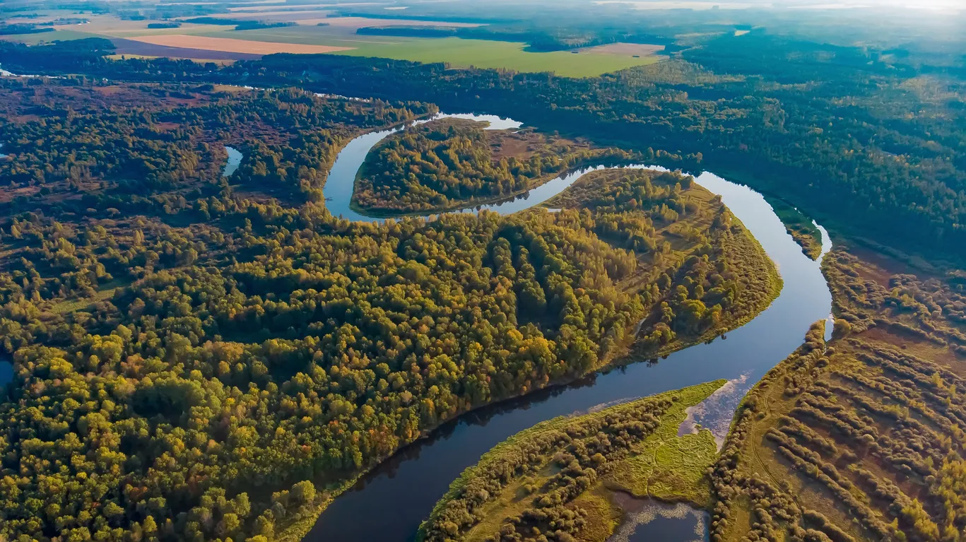  La rivière Bérézina en Biélorussie © iStock / Andrei Sauko