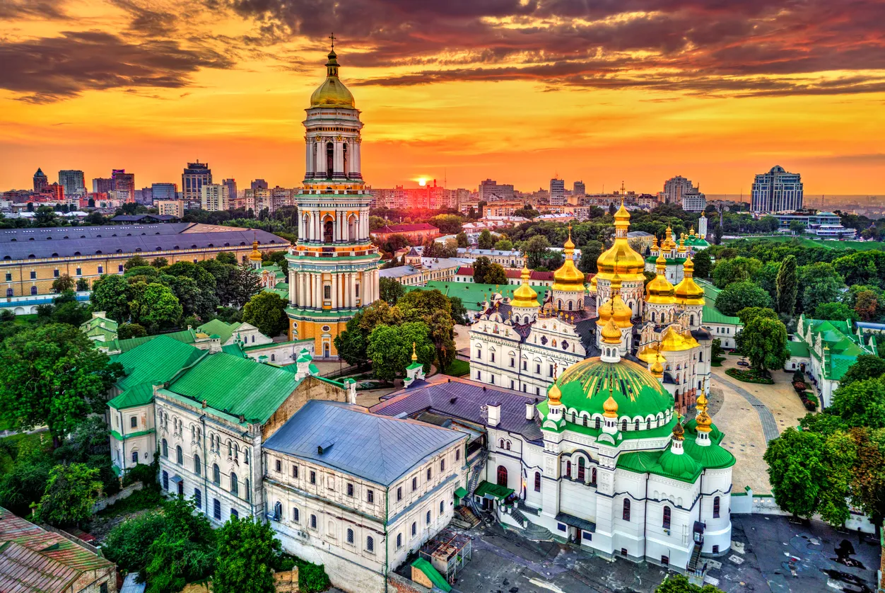 La Cathédrale de la Dormition de la laure des Grottes de Kiev © iStock / Leonid Andronov
