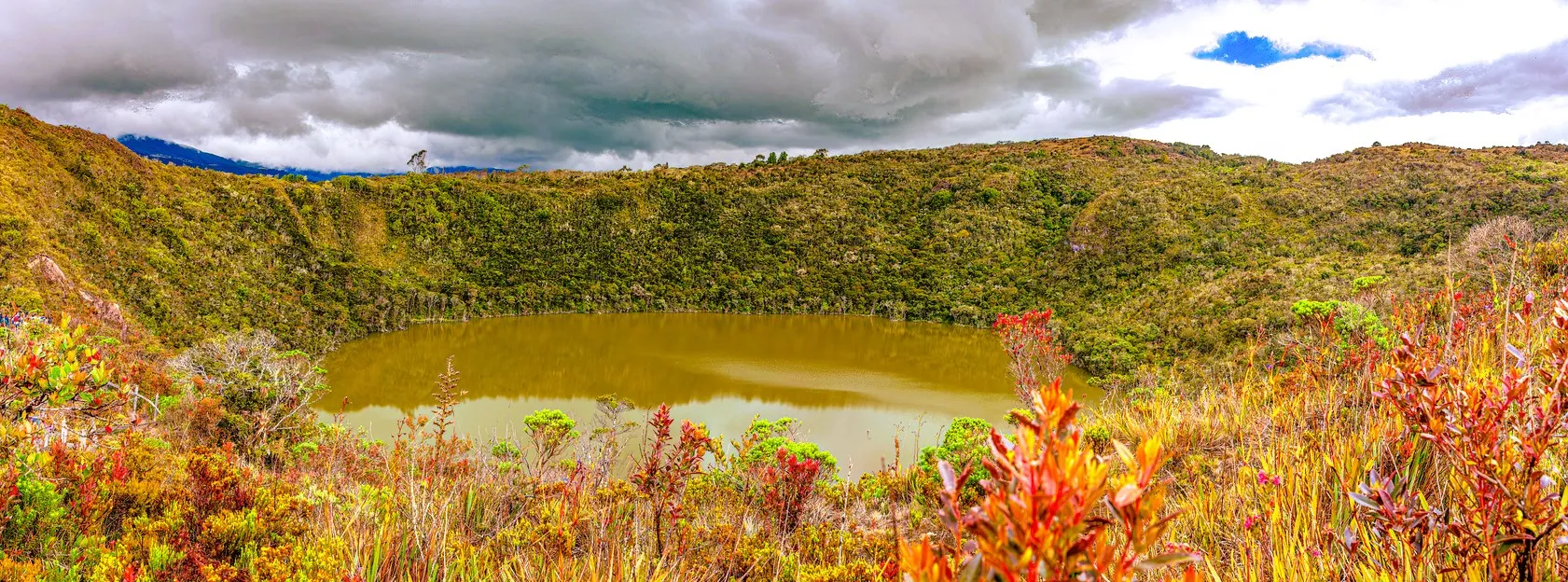 La Laguna de Guatavita en Colombie © iStock / Devasahayam Chandra Dhas