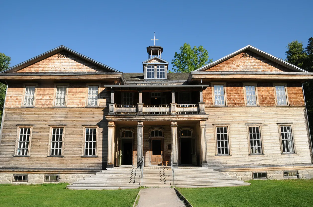 L'école du village fantôme de Val-Jalbert, région du Saguenay-Lac-St-Jean au Québec. © iStock / Pack-Shot