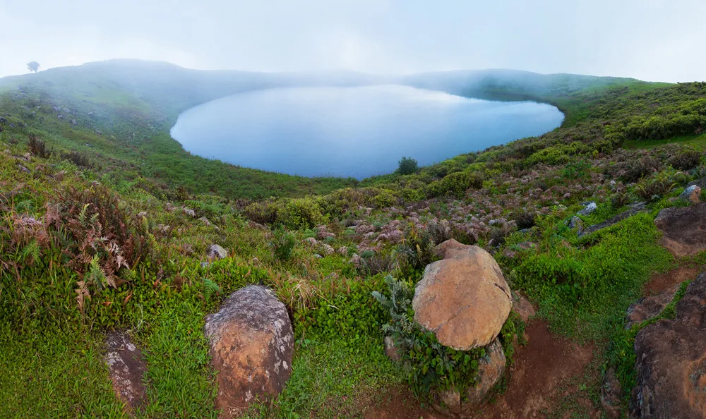 Laguna El Junco, Isla San Cristóbal, Galápagos | © Dmitry_Saparov
