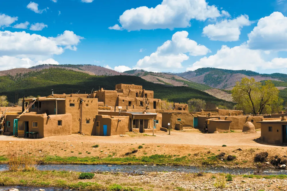 Taos Pueblo ©iStock/JacobH 