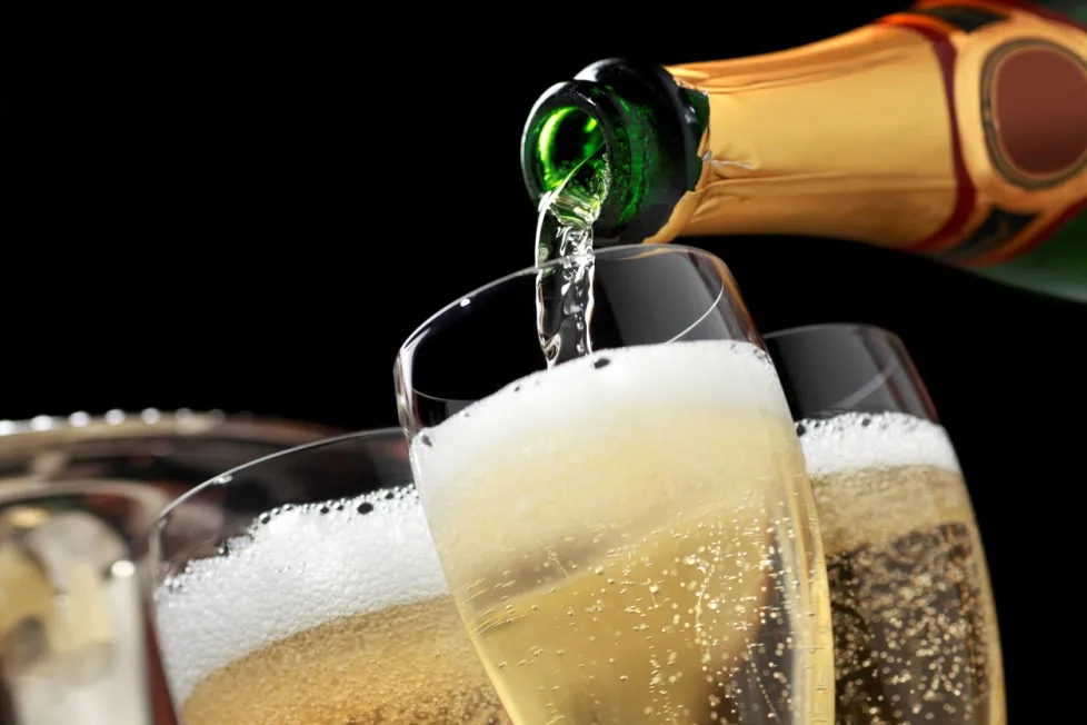 Plaisir du champagne! Photo © iStock - DNY59