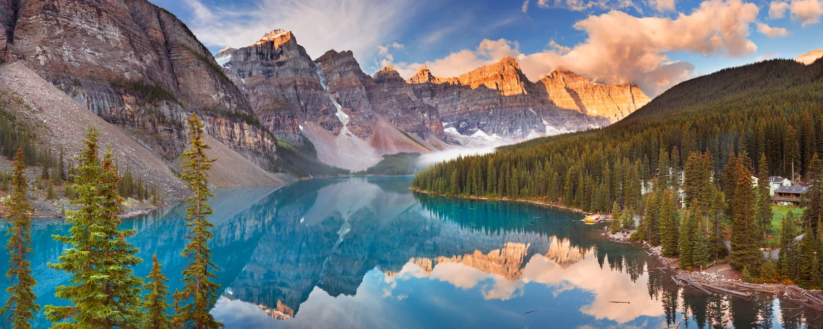 Le lac Moraine dans le Parc National de Banff, ouest canadien. © iStock / sara_winter