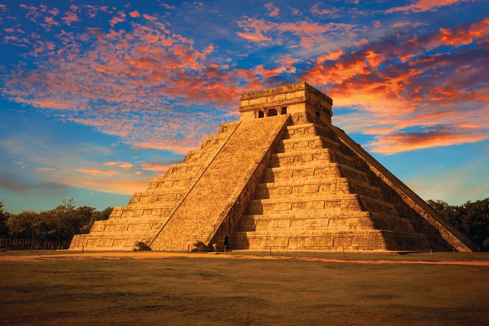 Pyramide de Kukulcán à Chichén Itzá |  © iStockphoto.com/JoseIgnacioSoto 