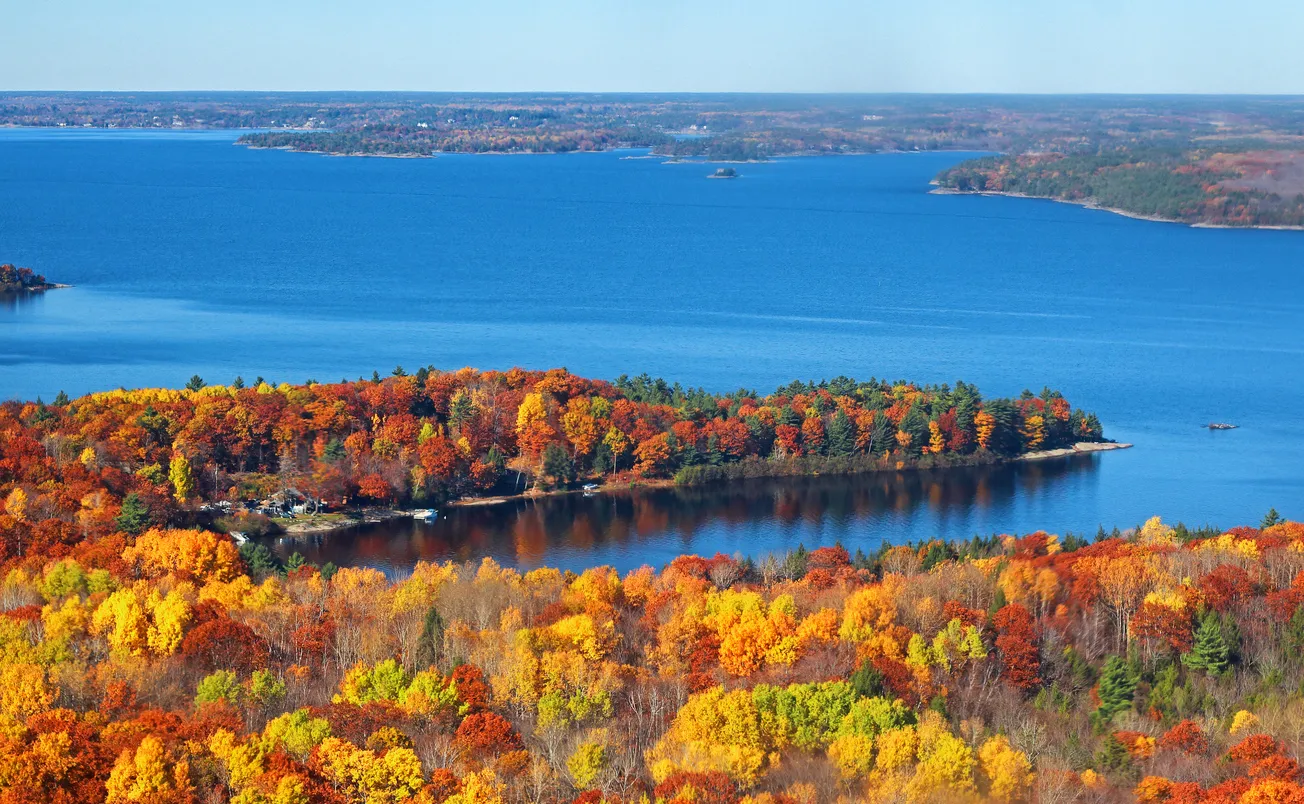 La  baie Georgienne à l'automne © iStock/Orchidpoet