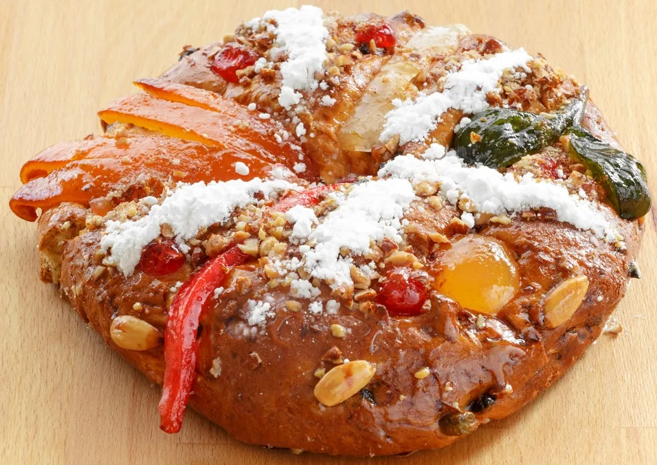 Le bolo rei, aux fruits confits. © iStock / simas2