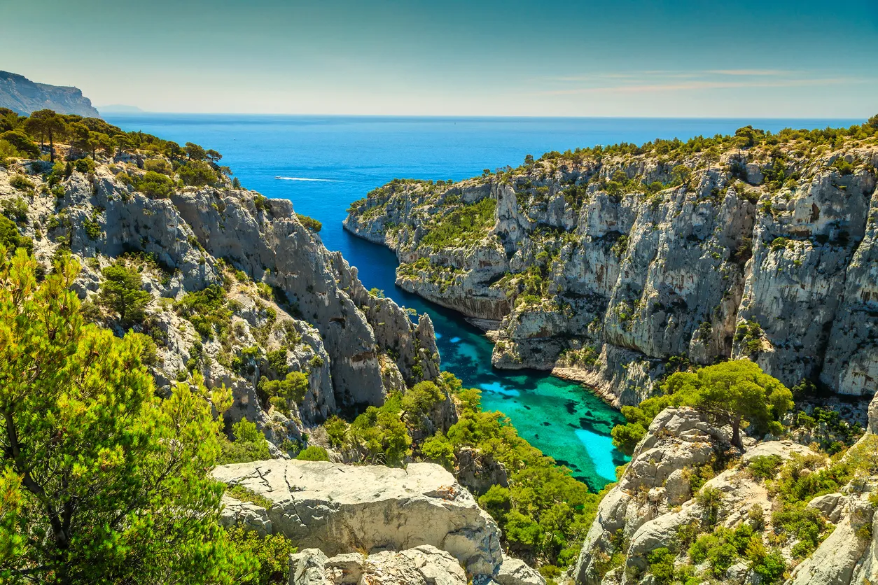  La calanque d'En-Vau © iStock / :Janoka82