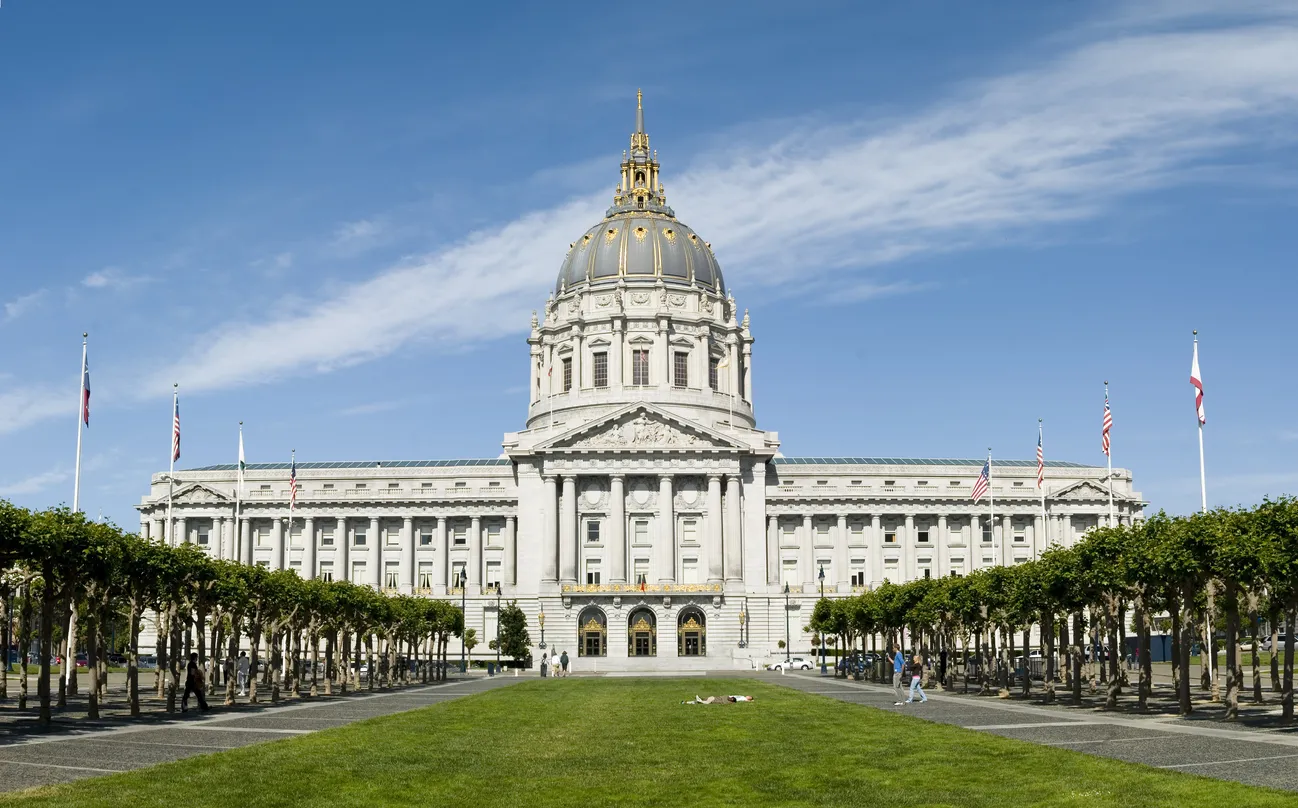 San Francisco City Hall, où commence la 49-Mile Scenic Drive.  ©  iStock / rramirez125