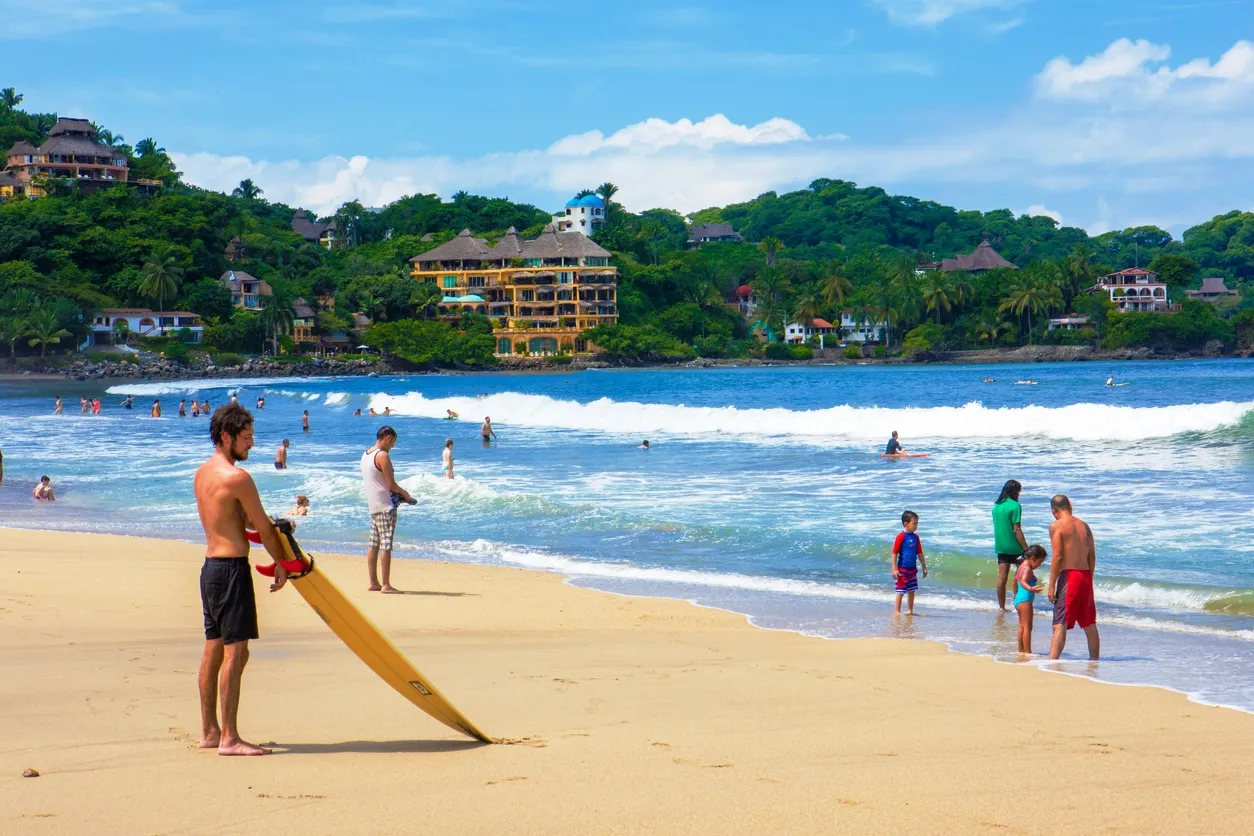 La plage de Sayulita à 56 km au nord-ouest de Puerto Vallarta.  | © iStockphoto.com/Jodi Jacobson