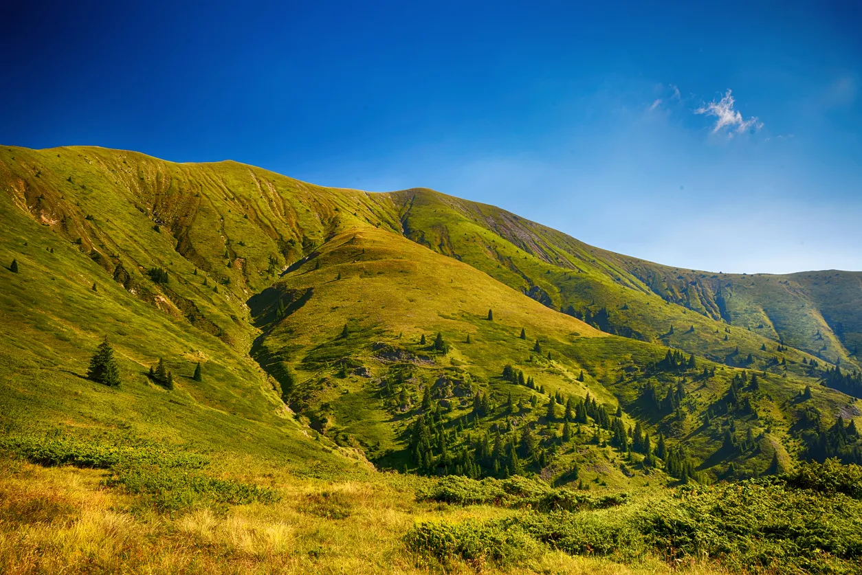 La chaîne des Balkans en Bulgarie © iStock / Kazakov
