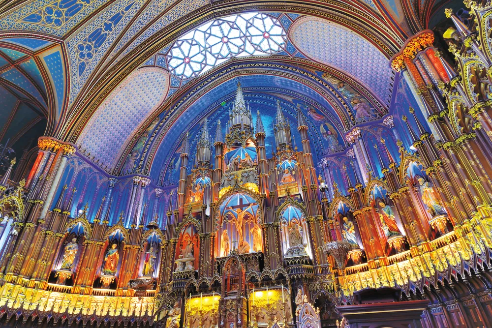 La Basilique de Notre-Dame à Montréal
© iStockphoto - weifang