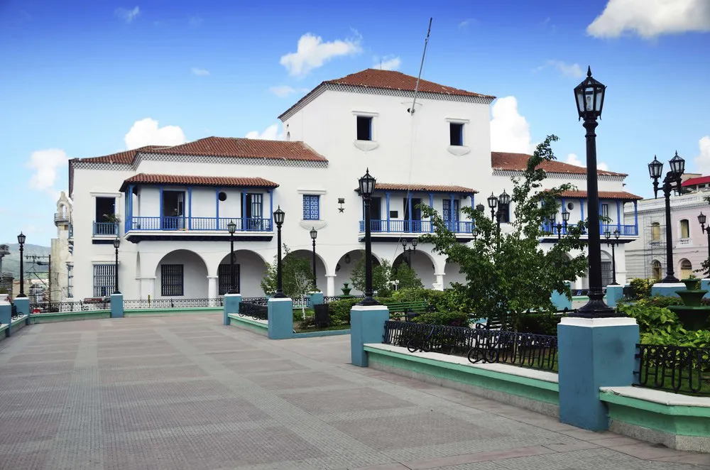L’Ayuntamiento de Santiago de Cuba.  | © iStockphoto.com/alxpin