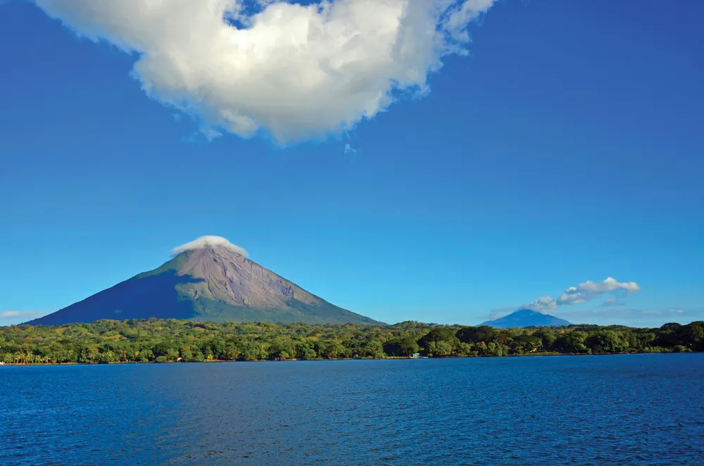 L'Isla de Ometepe, dans le lac Nicaragua | iStockphoto.com/Simon Dannhauer