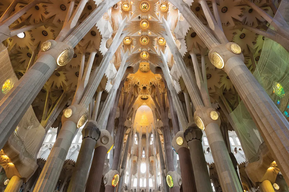 Sagrada Família.  | © iStockphoto.com/Cristinatrif 